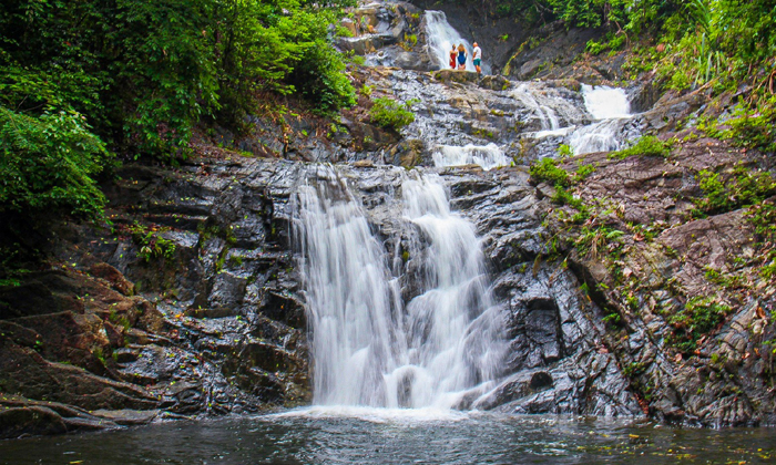 1. Ton Chong Fa Wasserfall – Der bekannteste in Khao Lak